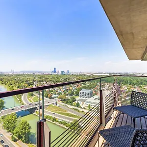 شقة Sky9 District 3, فيينا
