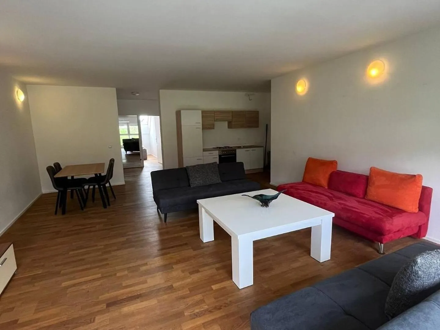 Apartament 10 Minutes To S-Bahn I Garden Option I Wifi Wiedeń 0*,
